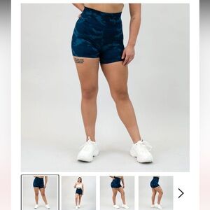 True High Short 4" - Higher Rise. Heather Sailor Blue Camo